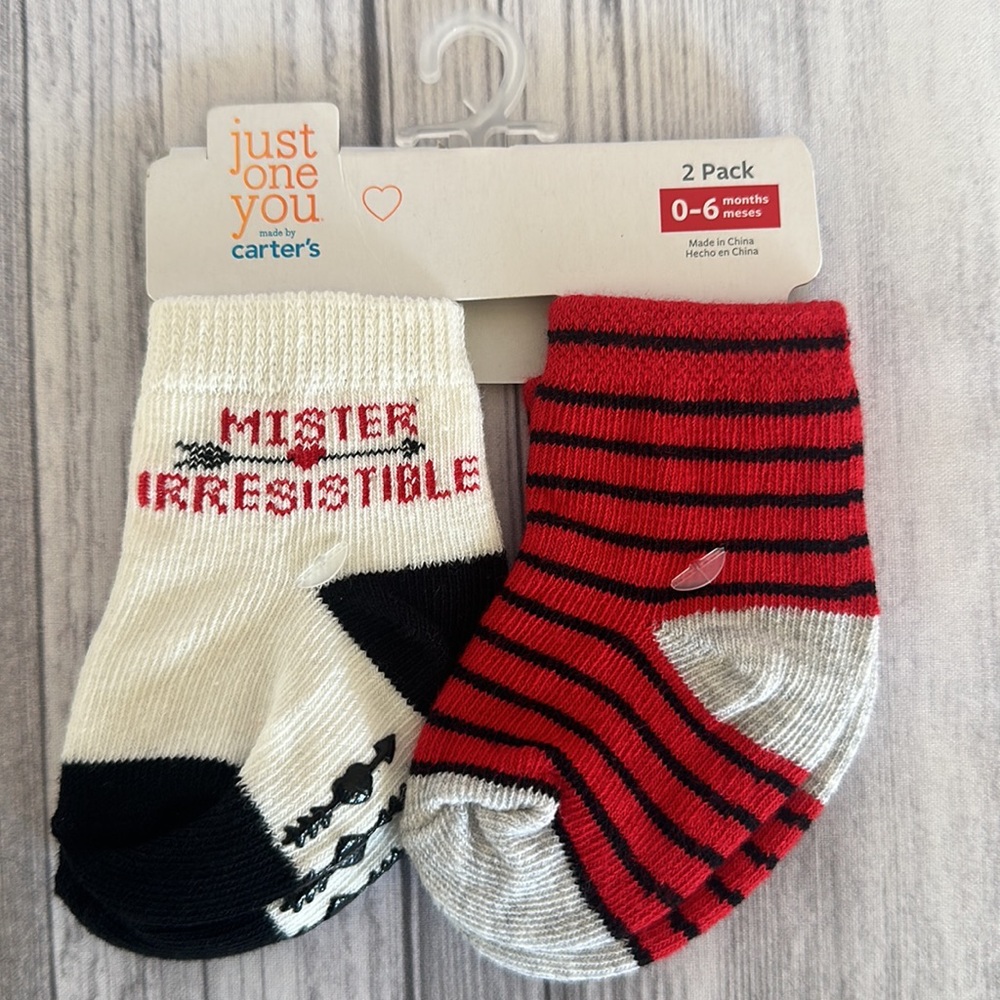 Carters Valentines Baby Boy 2 pack socks 0/6 months